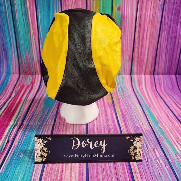 Black and Gold Solid Leather Motorcycle Riders Breeze Cap - Picture 2 of 4